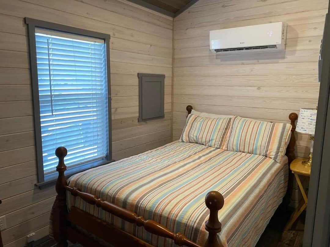 Surf City 2Br Park Home With Waterfront View And Parking Extérieur photo