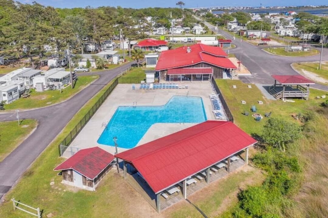 Surf City 2Br Park Home With Waterfront View And Parking Extérieur photo